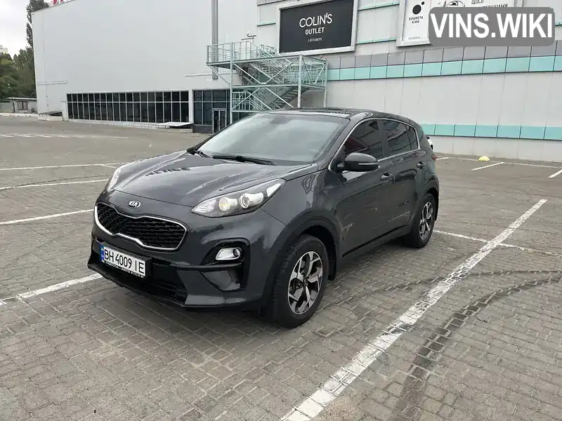 U5YPG814AKL636560 Kia Sportage 2018 Позашляховик / Кросовер 1.59 л. Фото 2