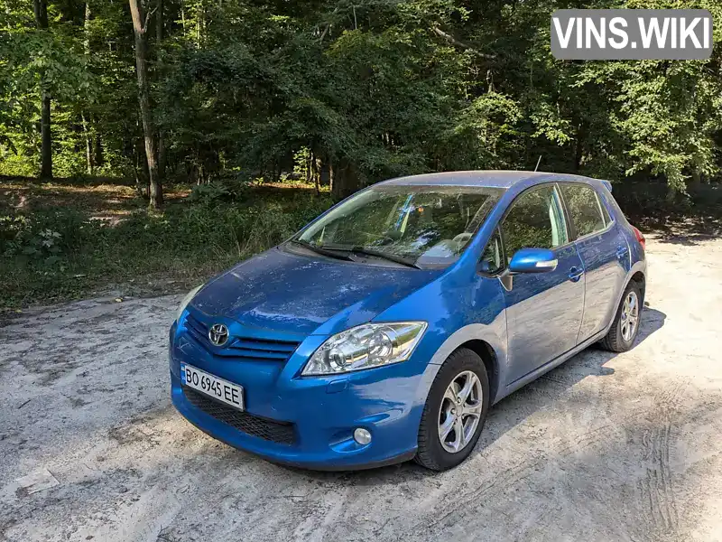 Хетчбек Toyota Auris 2010 1.4 л. Ручна / Механіка обл. Львівська, Львів - Фото 1/21