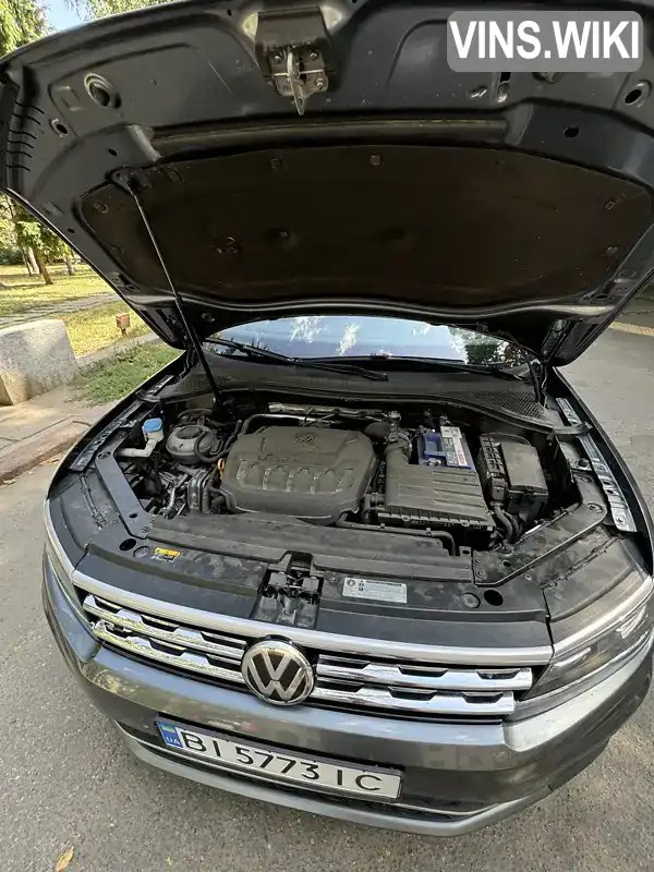 3VV4B7AXXKM021472 Volkswagen Tiguan 2018 Внедорожник / Кроссовер 1.98 л. Фото 6