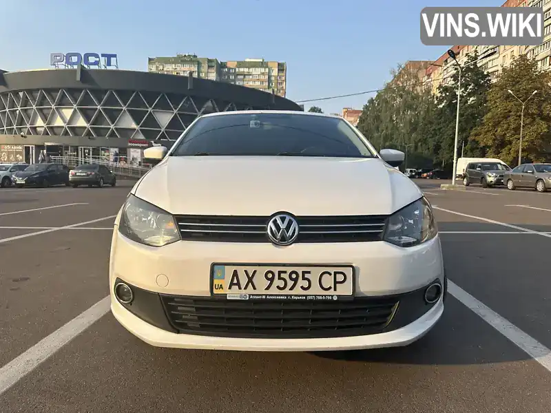 Седан Volkswagen Polo 2012 1.6 л. Автомат обл. Харьковская, Харьков - Фото 1/21