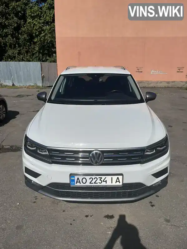 Позашляховик / Кросовер Volkswagen Tiguan Allspace 2018 2 л. Автомат обл. Закарпатська, Ужгород - Фото 1/9