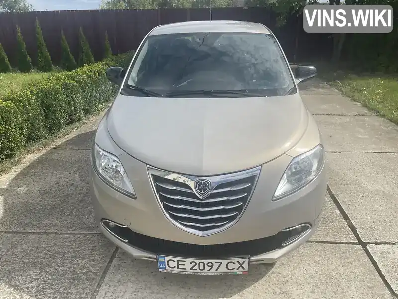 Хэтчбек Lancia Ypsilon 2012 0.88 л. Вариатор обл. Закарпатская, Ужгород - Фото 1/21