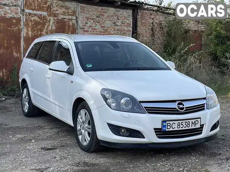 Универсал Opel Astra 2010 1.69 л. Ручная / Механика обл. Львовская, Дрогобыч - Фото 1/21