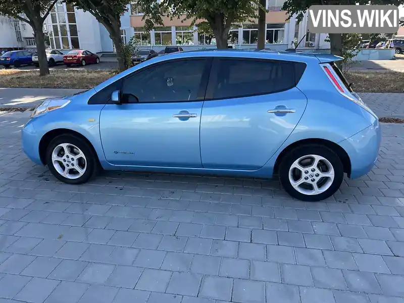 Хэтчбек Nissan Leaf 2015 null_content л. Автомат обл. Черкасская, Черкассы - Фото 1/13