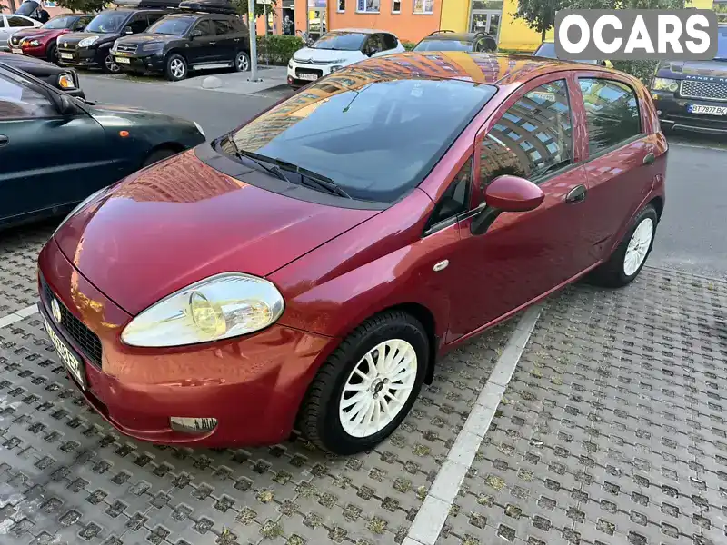 Хетчбек Fiat Grande Punto 2010 1.37 л. Автомат обл. Київська, Київ - Фото 1/21