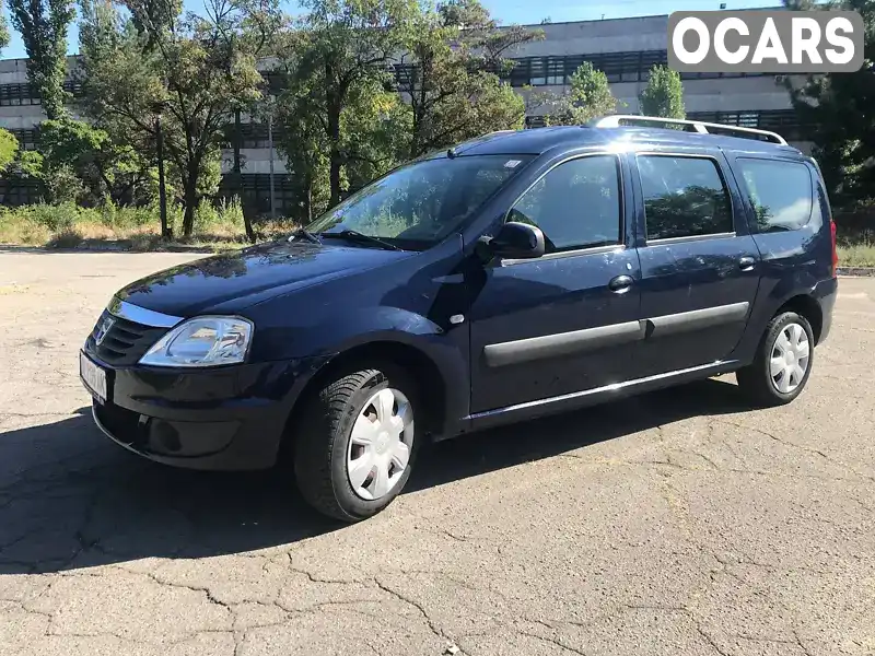 Седан Dacia Logan 2012 1.6 л. Ручна / Механіка обл. Дніпропетровська, Дніпро (Дніпропетровськ) - Фото 1/21