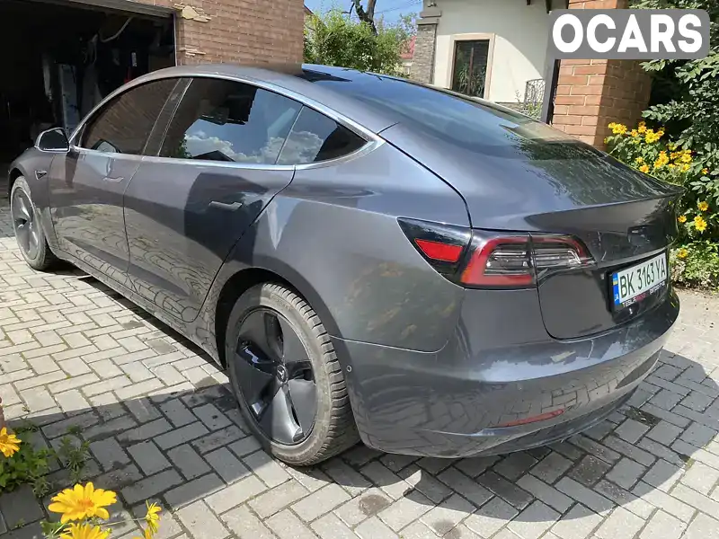 5YJ3E1EC6LF601717 Tesla Model 3 2019 Седан  Фото 5