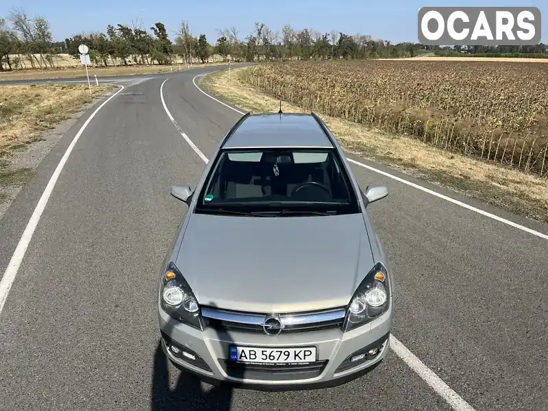 Универсал Opel Astra 2006 1.6 л. Ручная / Механика обл. Харьковская, Лозовая - Фото 1/21