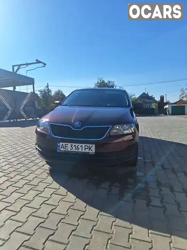 Ліфтбек Skoda Rapid 2013 1.6 л. Ручна / Механіка обл. Дніпропетровська, Софіївка - Фото 1/8