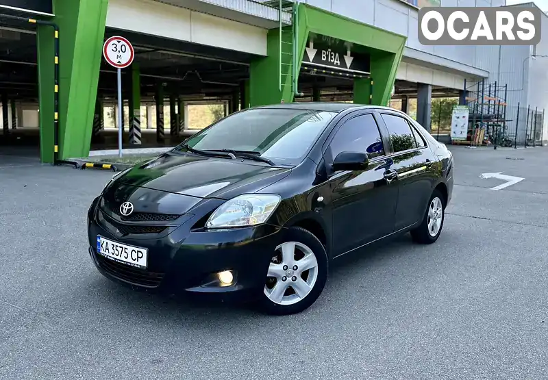 Седан Toyota Yaris 2008 1.3 л. Автомат обл. Київська, Київ - Фото 1/21