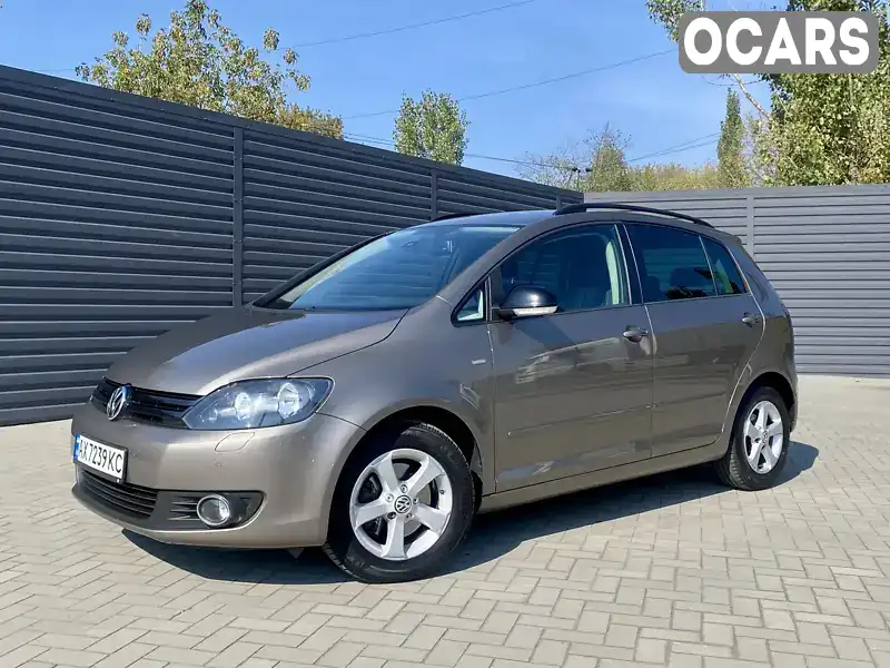 Хэтчбек Volkswagen Golf Plus 2012 1.6 л. Ручная / Механика обл. Киевская, Киев - Фото 1/21