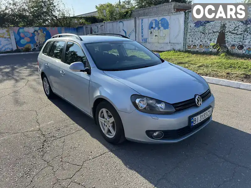 Універсал Volkswagen Golf 2010 1.6 л. Ручна / Механіка обл. Полтавська, Кременчук - Фото 1/21