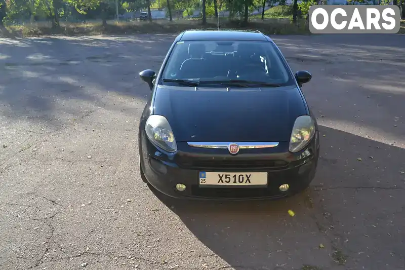 Хетчбек Fiat Punto 2011 1.25 л. Ручна / Механіка обл. Чернігівська, Чернігів - Фото 1/21