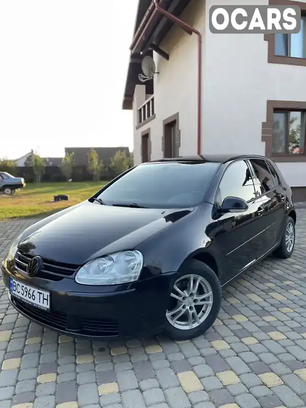 Хэтчбек Volkswagen Golf 2005 1.6 л. Ручная / Механика обл. Львовская, Яворов - Фото 1/21