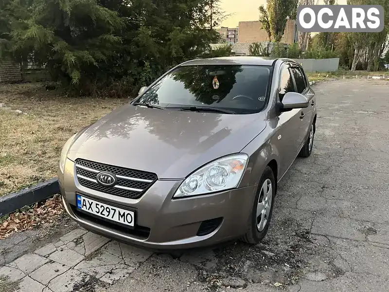 Хетчбек Kia Ceed 2007 1.4 л. Ручна / Механіка обл. Харківська, Харків - Фото 1/10