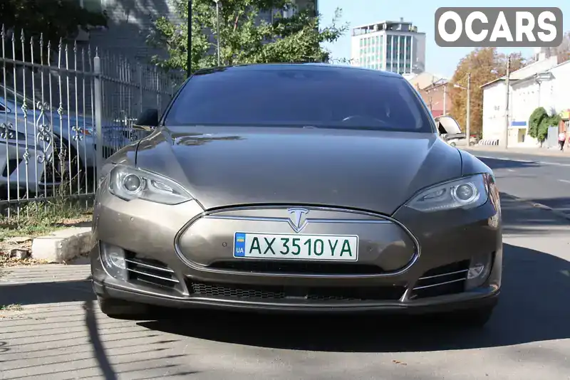 5YJSA1S21FF094278 Tesla Model S 2015 Ліфтбек  Фото 2