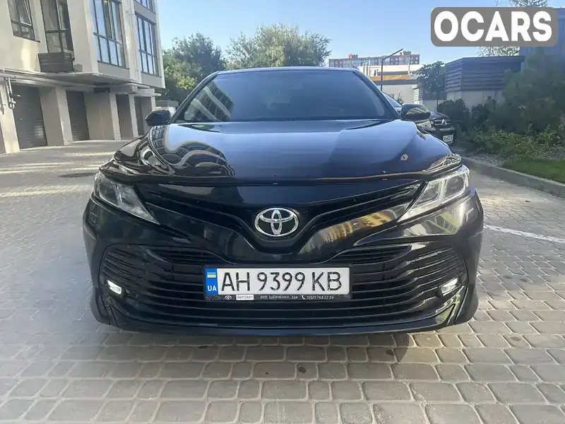 Седан Toyota Camry 2018 2.5 л. Автомат обл. Донецька, Покровськ (Красноармійськ) - Фото 1/20