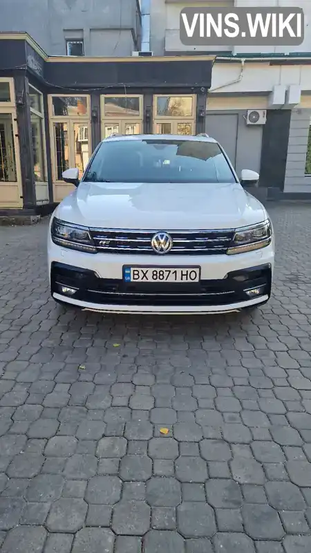 Позашляховик / Кросовер Volkswagen Tiguan 2019 2 л. Автомат обл. Хмельницька, Хмельницький - Фото 1/21