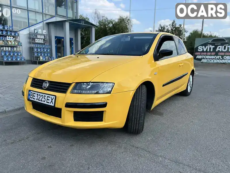 Хетчбек Fiat Stilo 2003 1.91 л. Ручна / Механіка обл. Миколаївська, Миколаїв - Фото 1/18