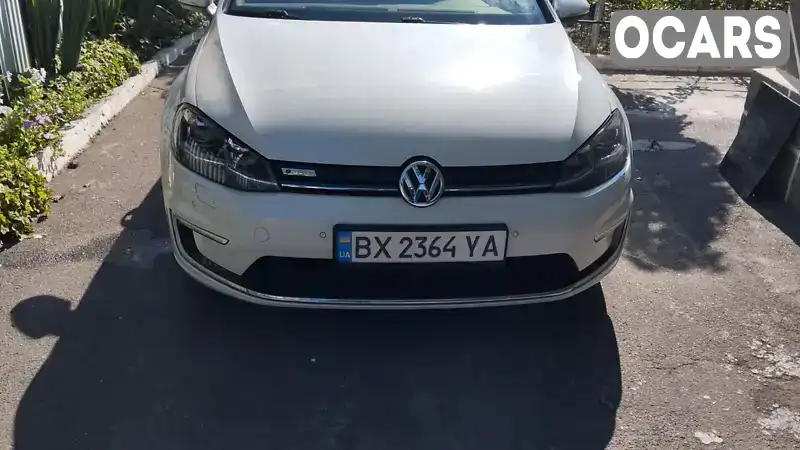 WVWZZZAUZJ8907530 Volkswagen e-Golf 2018 Хэтчбек  Фото 2