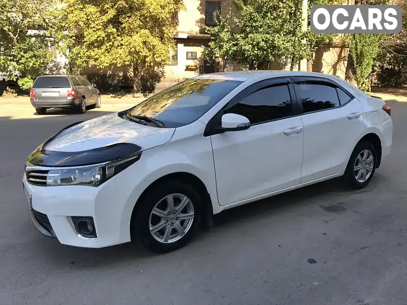 Седан Toyota Corolla 2016 1.6 л. Ручна / Механіка обл. Дніпропетровська, Кривий Ріг - Фото 1/21