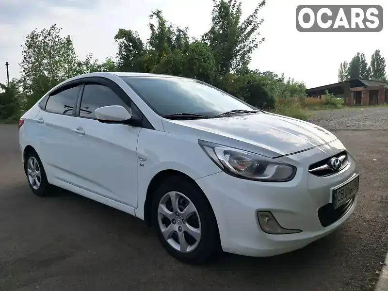 Седан Hyundai Accent 2012 1.6 л. Ручна / Механіка обл. Чернігівська, Чернігів - Фото 1/16