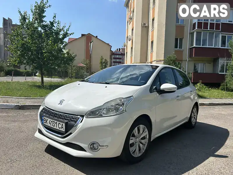 Хетчбек Peugeot 208 2014 1.4 л. Автомат обл. Рівненська, Рівне - Фото 1/21