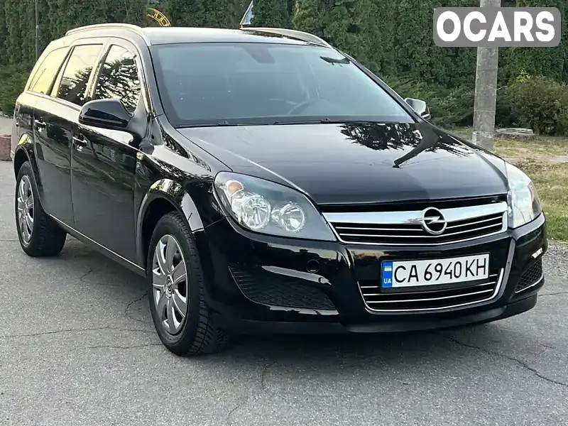 Универсал Opel Astra 2010 null_content л. Ручная / Механика обл. Черкасская, Умань - Фото 1/21