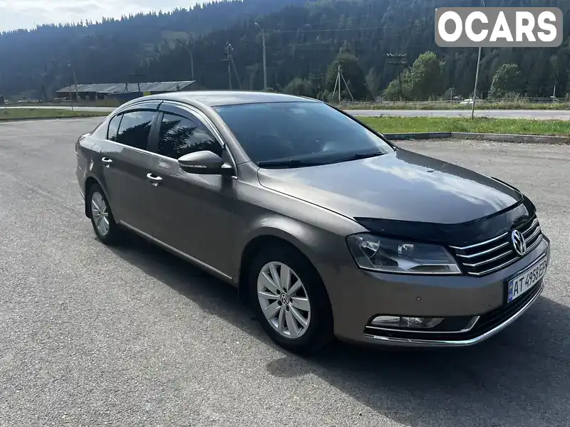 Седан Volkswagen Passat 2011 1.6 л. Ручна / Механіка обл. Івано-Франківська, Верховина - Фото 1/12