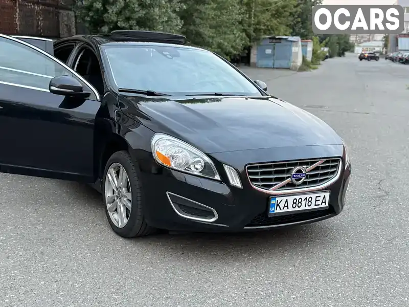 Седан Volvo S60 2011 2.52 л. Робот обл. Київська, Київ - Фото 1/21