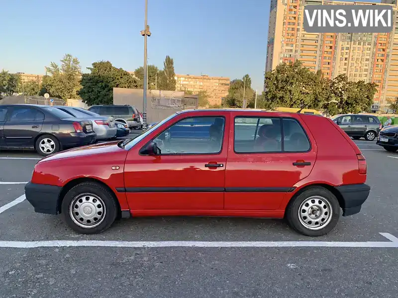 Хетчбек Volkswagen Golf 1995 1.6 л. Ручна / Механіка обл. Київська, Київ - Фото 1/21