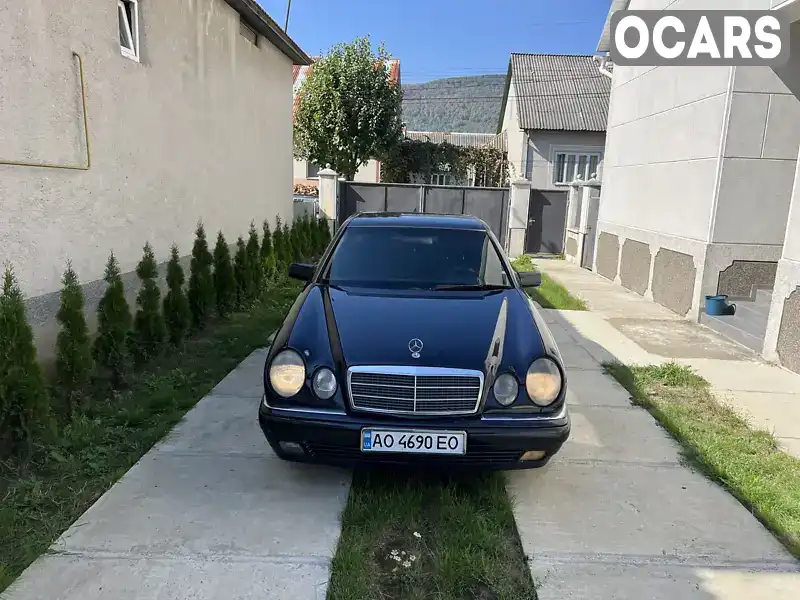 Седан Mercedes-Benz E-Class 1998 2 л. Ручна / Механіка обл. Закарпатська, Хуст - Фото 1/8