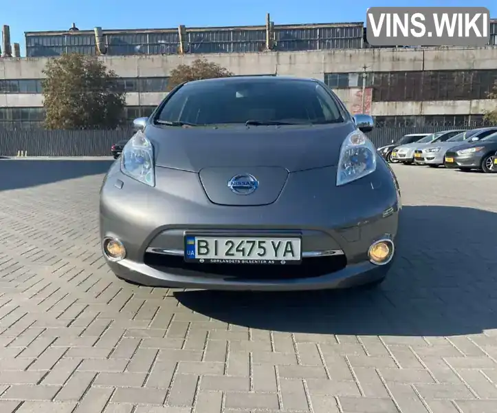 Хэтчбек Nissan Leaf 2014 null_content л. Автомат обл. Полтавская, Кременчуг - Фото 1/18