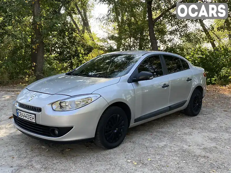 Седан Renault Fluence 2011 1.6 л. Ручна / Механіка обл. Чернігівська, Чернігів - Фото 1/11