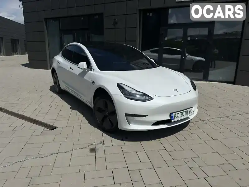 Седан Tesla Model 3 2020 null_content л. обл. Закарпатська, Тячів - Фото 1/7