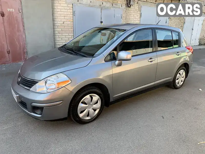 Хэтчбек Nissan Versa 2010 1.8 л. Автомат обл. Киевская, Киев - Фото 1/13