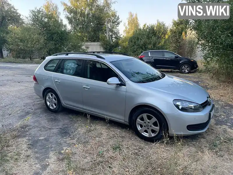 Універсал Volkswagen Golf 2010 1.6 л. Ручна / Механіка обл. Харківська, Харків - Фото 1/18