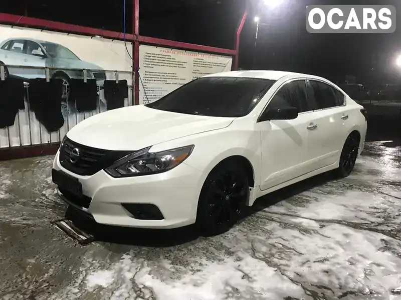 Седан Nissan Altima 2018 2.49 л. Автомат обл. Одеська, Одеса - Фото 1/11