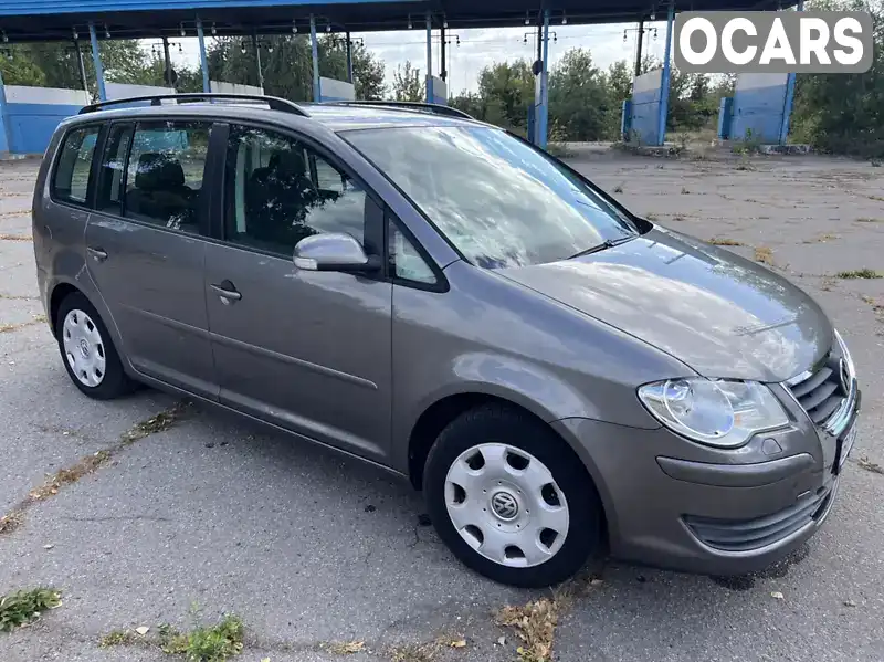 Мінівен Volkswagen Touran 2006 1.98 л. Ручна / Механіка обл. Полтавська, Полтава - Фото 1/21