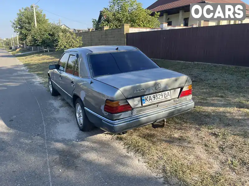 WDB1240261B089165 Mercedes-Benz E-Class 1989 Седан 2.6 л. Фото 4