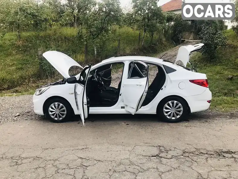 Седан Hyundai Accent 2011 1.4 л. Ручна / Механіка обл. Закарпатська, Ужгород - Фото 1/21