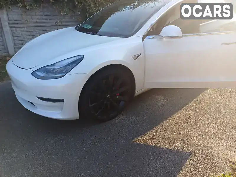 5YJ3E1EC3LF804659 Tesla Model 3 2020 Седан  Фото 2