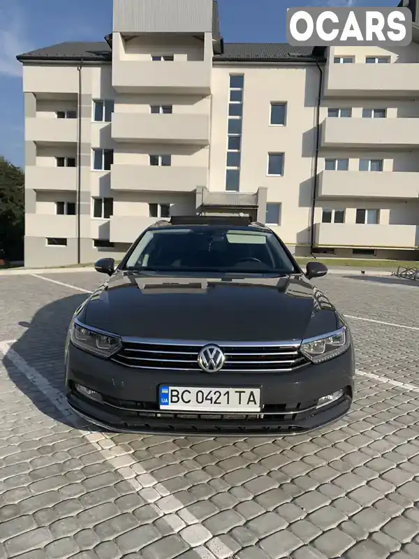 Універсал Volkswagen Passat 2018 2 л. Автомат обл. Львівська, Новояворівськ - Фото 1/19