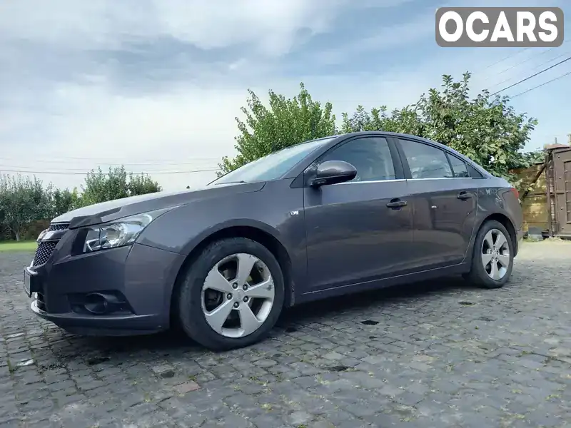 Седан Chevrolet Cruze 2011 1.99 л. Автомат обл. Волинська, Луцьк - Фото 1/11