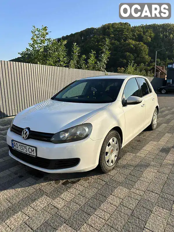 Хетчбек Volkswagen Golf 2012 1.59 л. Ручна / Механіка обл. Закарпатська, Свалява - Фото 1/21