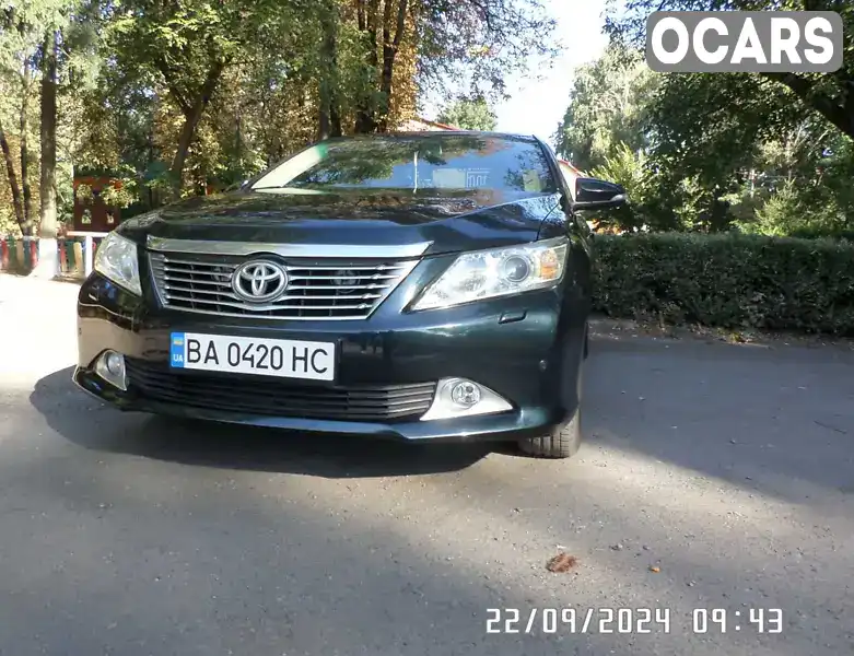 Седан Toyota Camry 2013 2.49 л. Автомат обл. Кіровоградська, Знам'янка - Фото 1/14