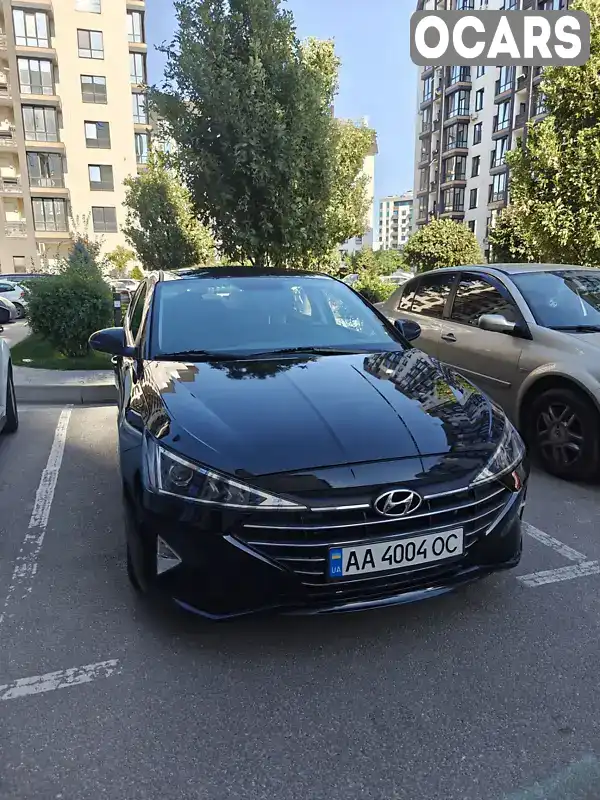 Седан Hyundai Elantra 2018 2 л. Автомат обл. Київська, Київ - Фото 1/12