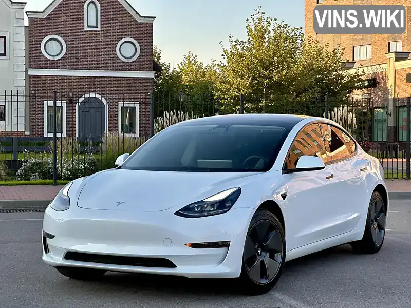 Седан Tesla Model 3 2023 null_content л. обл. Київська, Київ - Фото 1/21