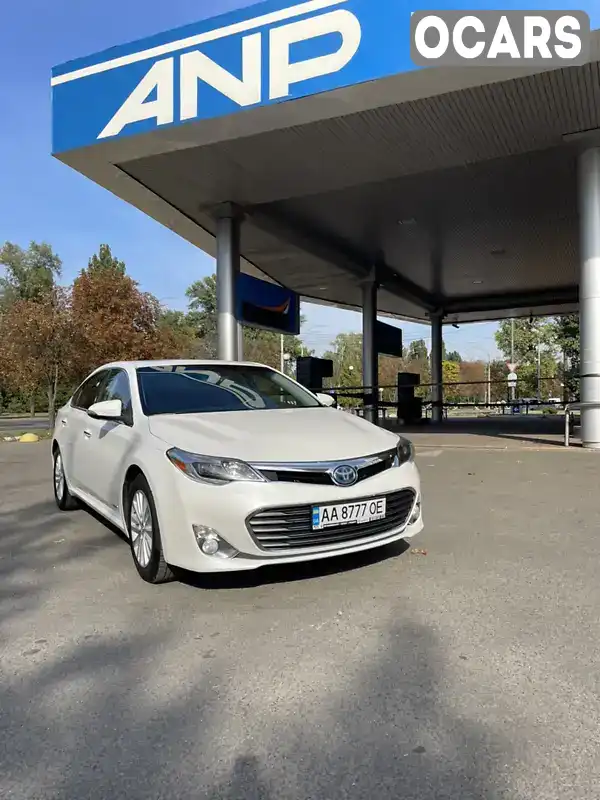 Седан Toyota Avalon 2014 2.49 л. Автомат обл. Киевская, Киев - Фото 1/21