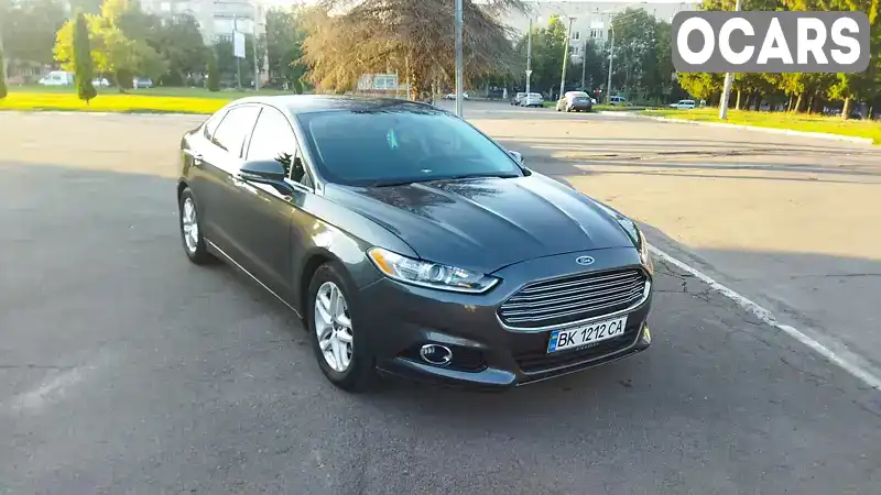 Седан Ford Fusion 2015 2.49 л. Автомат обл. Ровенская, Ровно - Фото 1/21